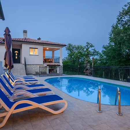 Villa House Luka By Briskva *