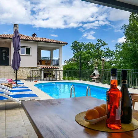 House Luka By Briskva Villa *