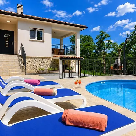 House Luka By Briskva Villa *