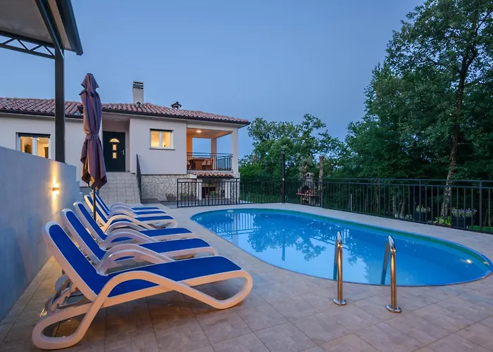 Villa House Luka By Briskva *