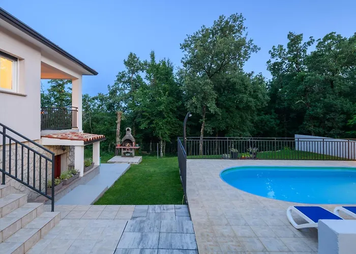 House Luka By Briskva * Krapan