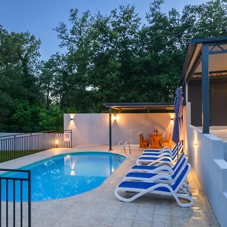 House Luka Villa