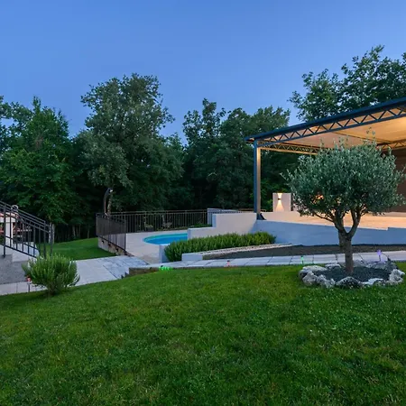 Villa House Luka Krapan